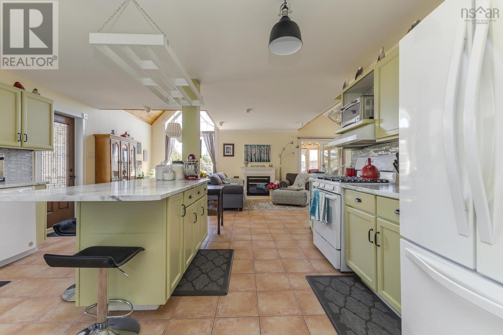 Property 11 of 49 of 344 Hart Lake Road