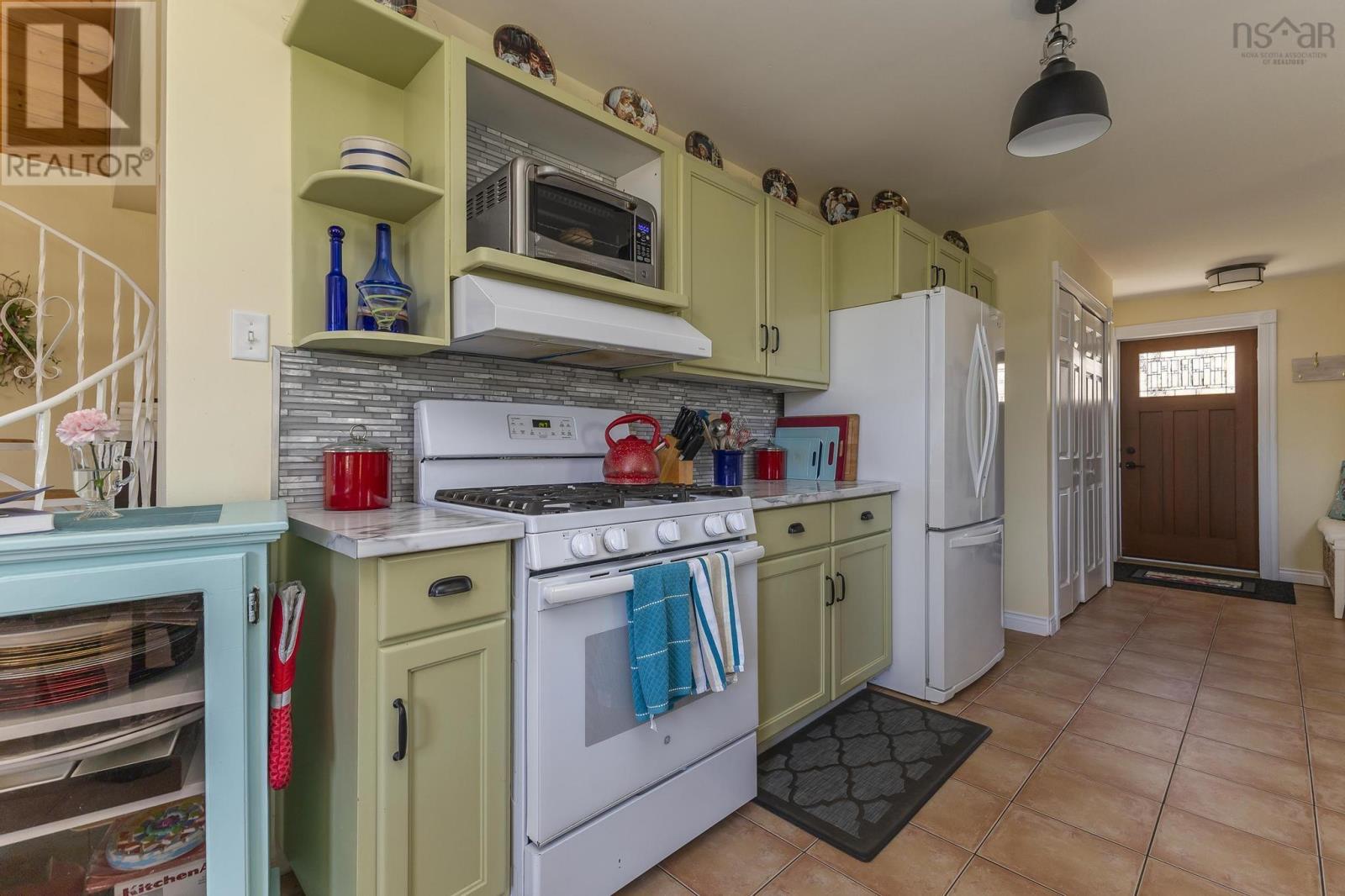 Property 19 of 49 of 344 Hart Lake Road