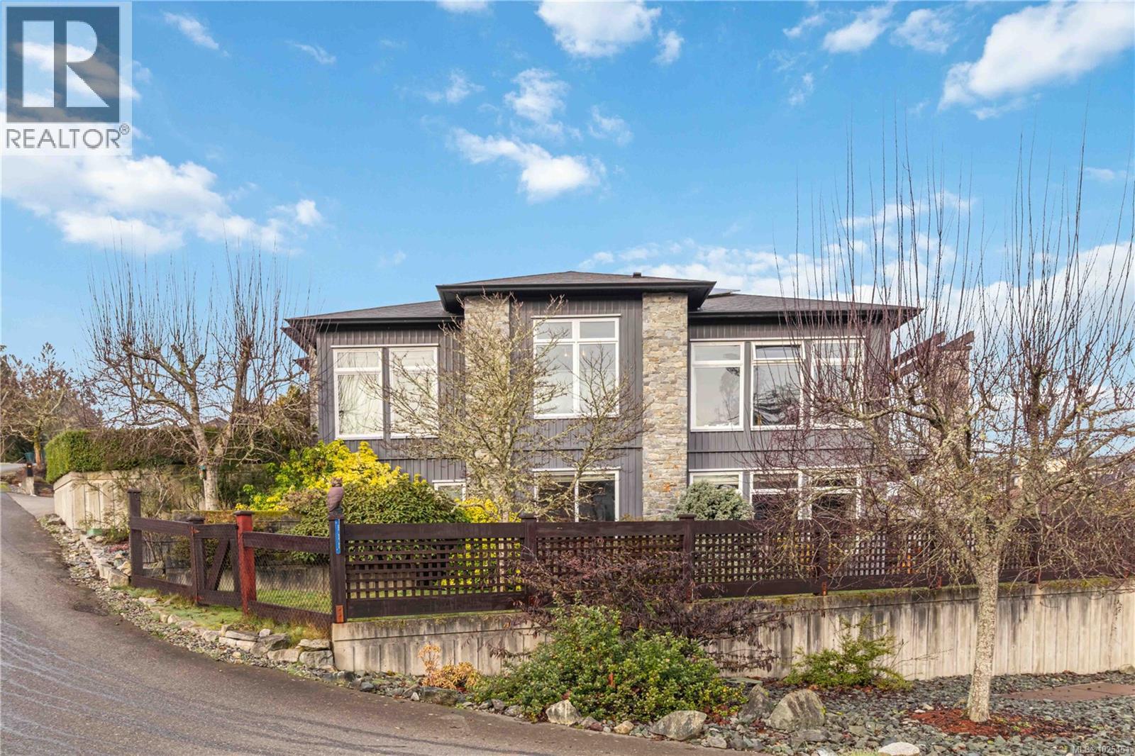 532 Sentinel Dr, Mill Bay