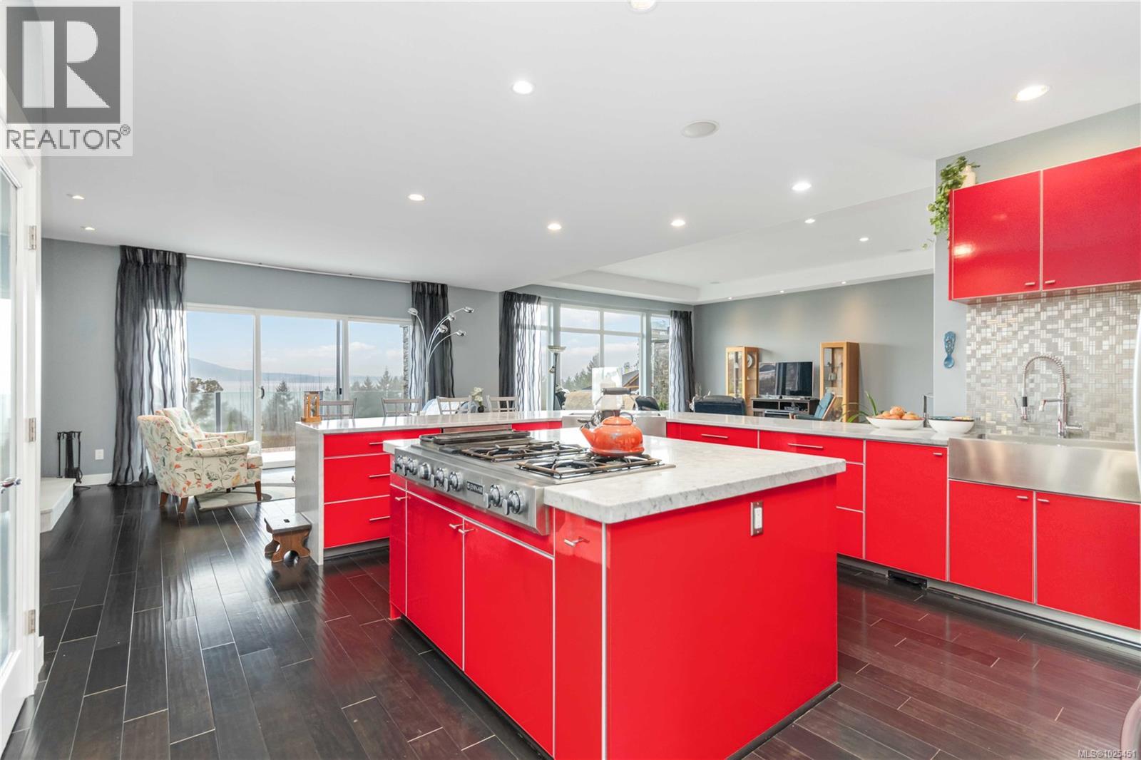 532 Sentinel Dr, Mill Bay