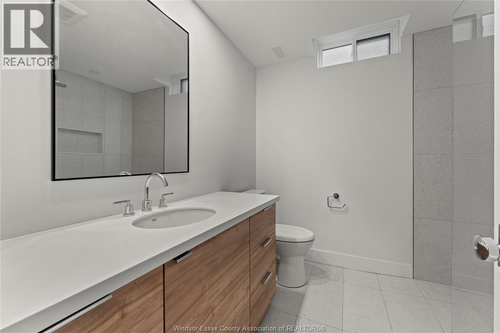 157 BLUE JAY CRESCENT - 29