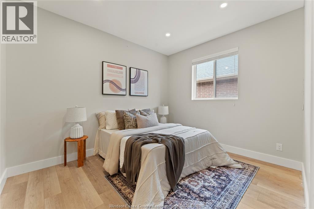157 BLUE JAY CRESCENT - 19
