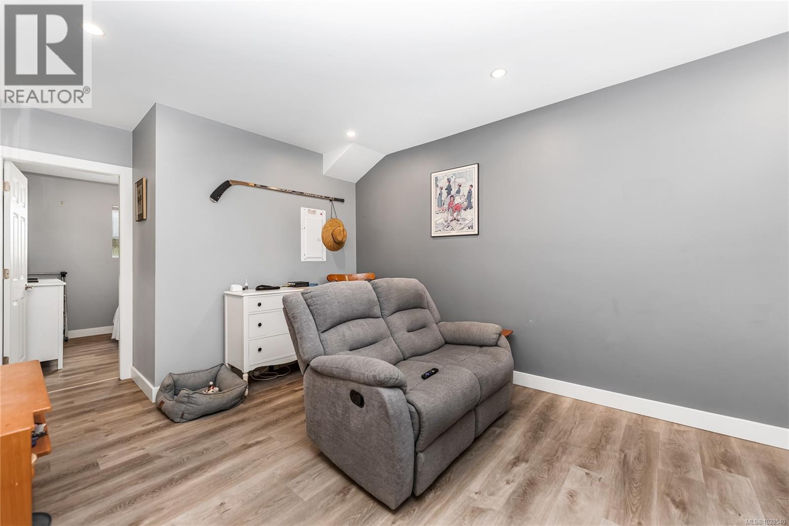 #2 6146 Ryall Rd - 38