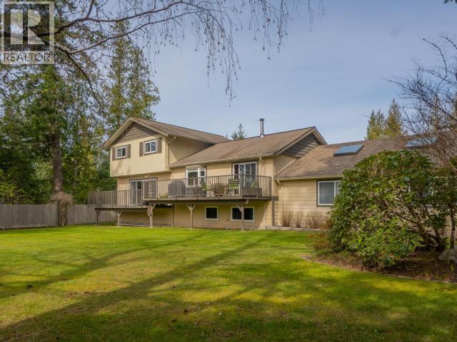 7423 NOOTKA STREET, Powell River