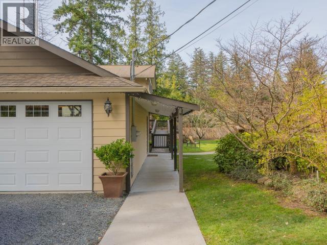 7423 NOOTKA STREET, Powell River
