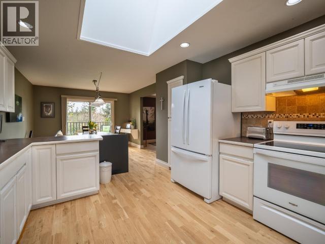 7423 NOOTKA STREET - 2