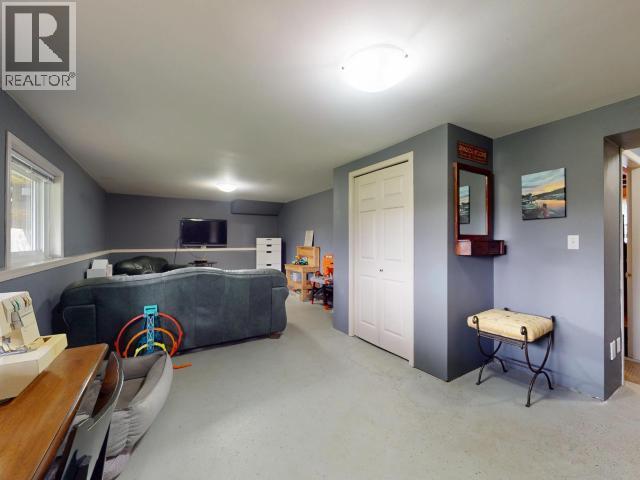 7423 NOOTKA STREET, Powell River