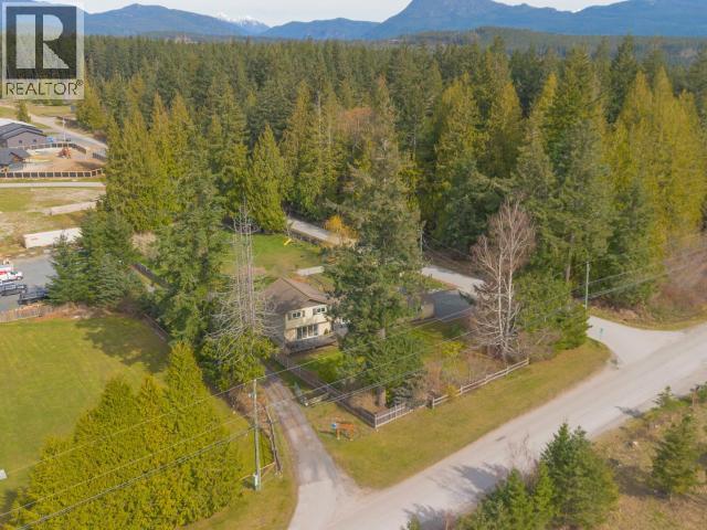 7423 NOOTKA STREET - 32
