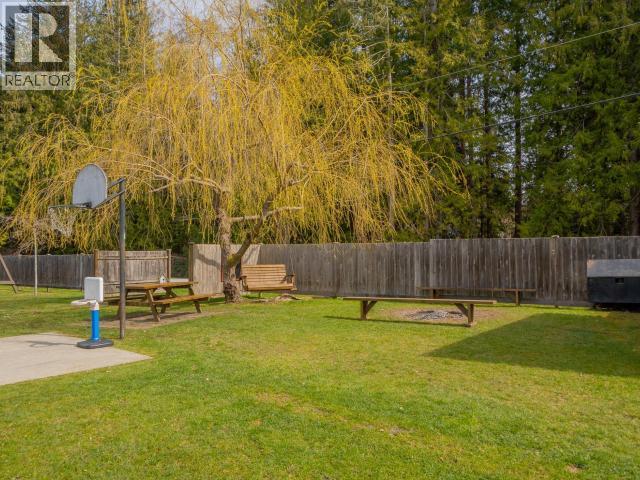 7423 NOOTKA STREET, Powell River