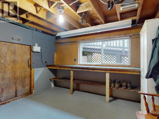 7423 NOOTKA STREET - 43