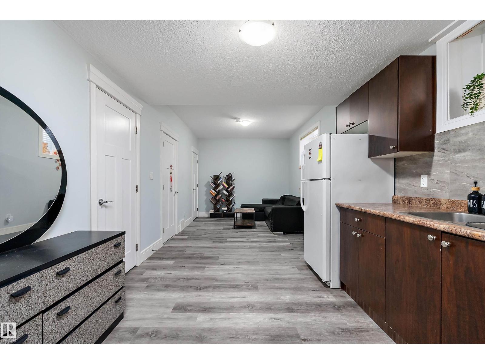 598 TAMARACK RD NW, Edmonton