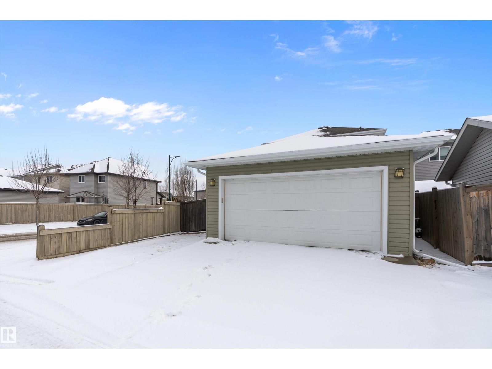 598 TAMARACK RD NW, Edmonton