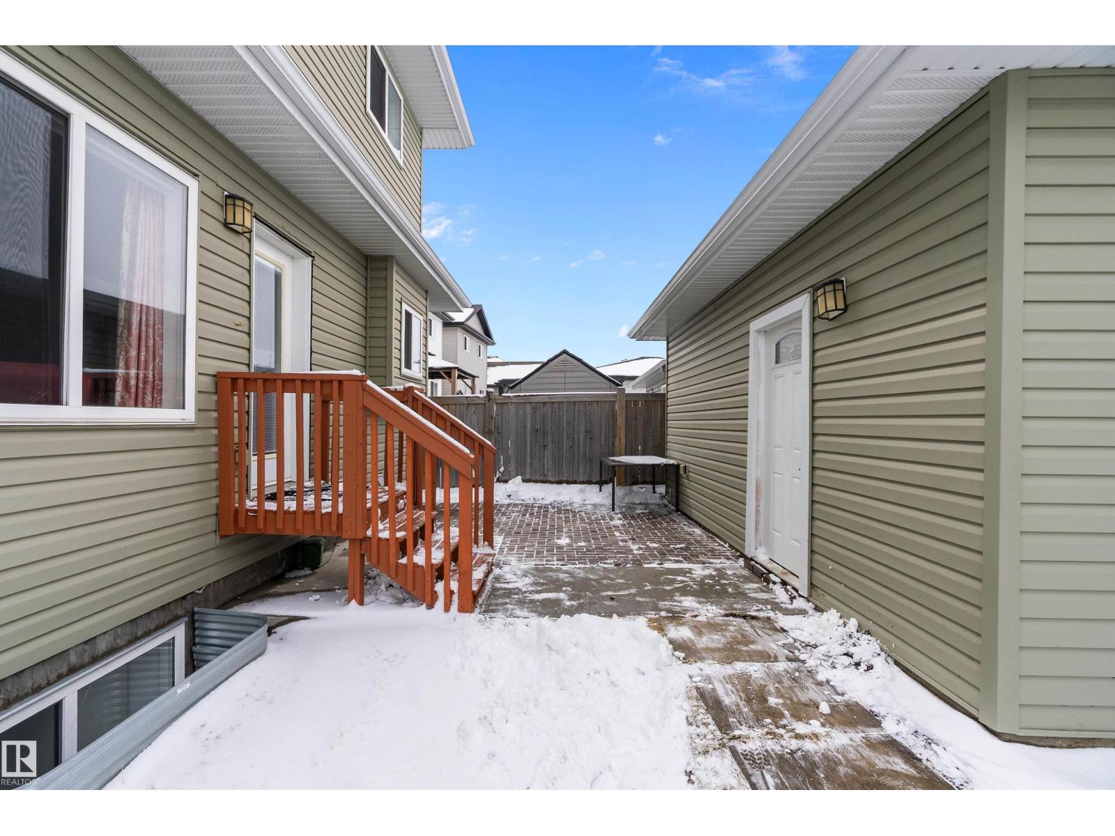 598 TAMARACK RD NW, Edmonton
