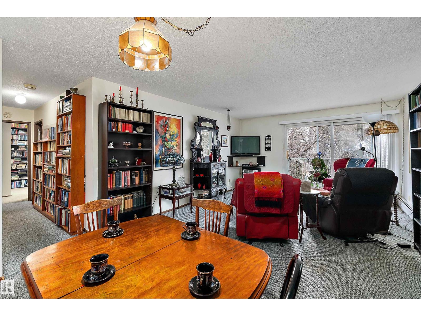 #401 10335 118 ST NW, Edmonton