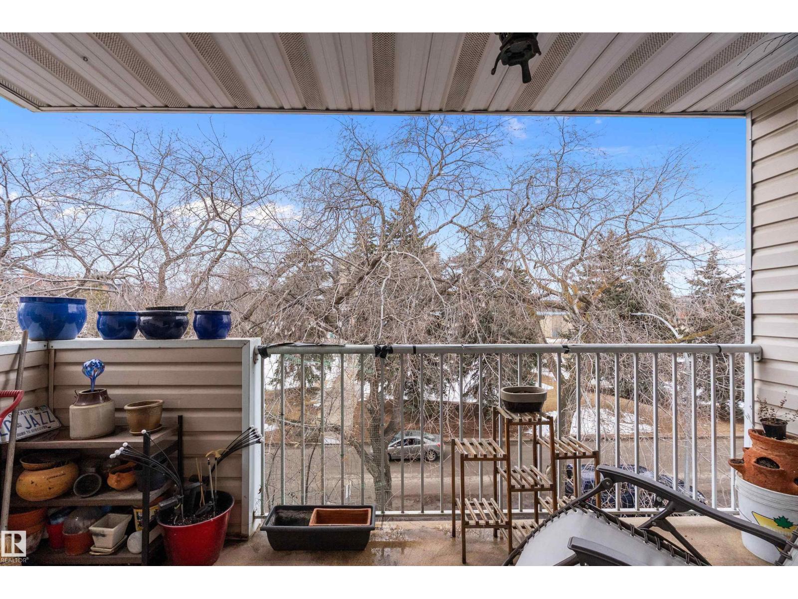 #401 10335 118 ST NW - 32
