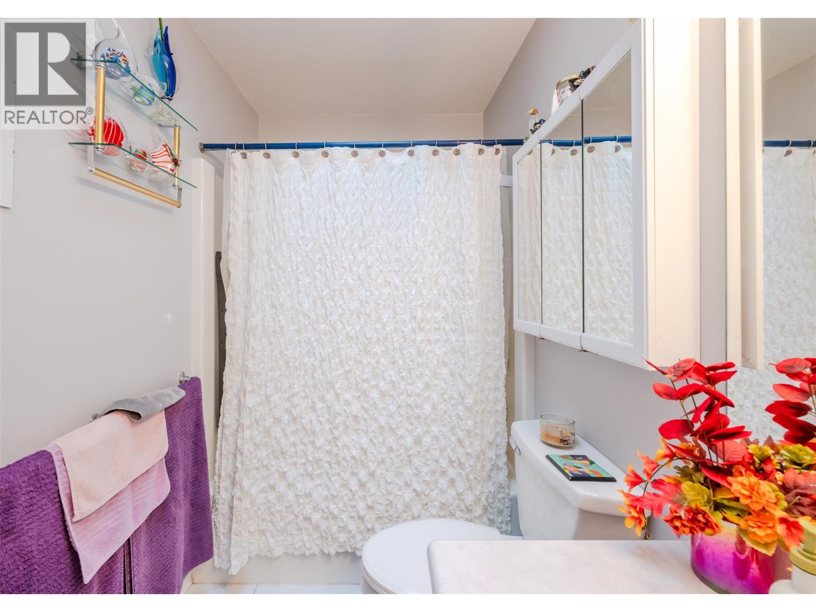 322 FALCON DRIVE - 24