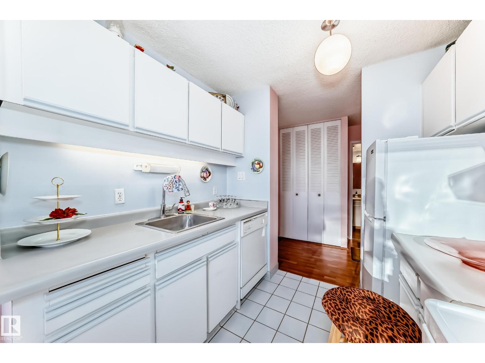 #1107 12141 JASPER AV NW, Edmonton