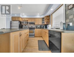 Kitchen - 44611 Perth Line 86 Line, Huron East, ON N4W3G6 Photo 12