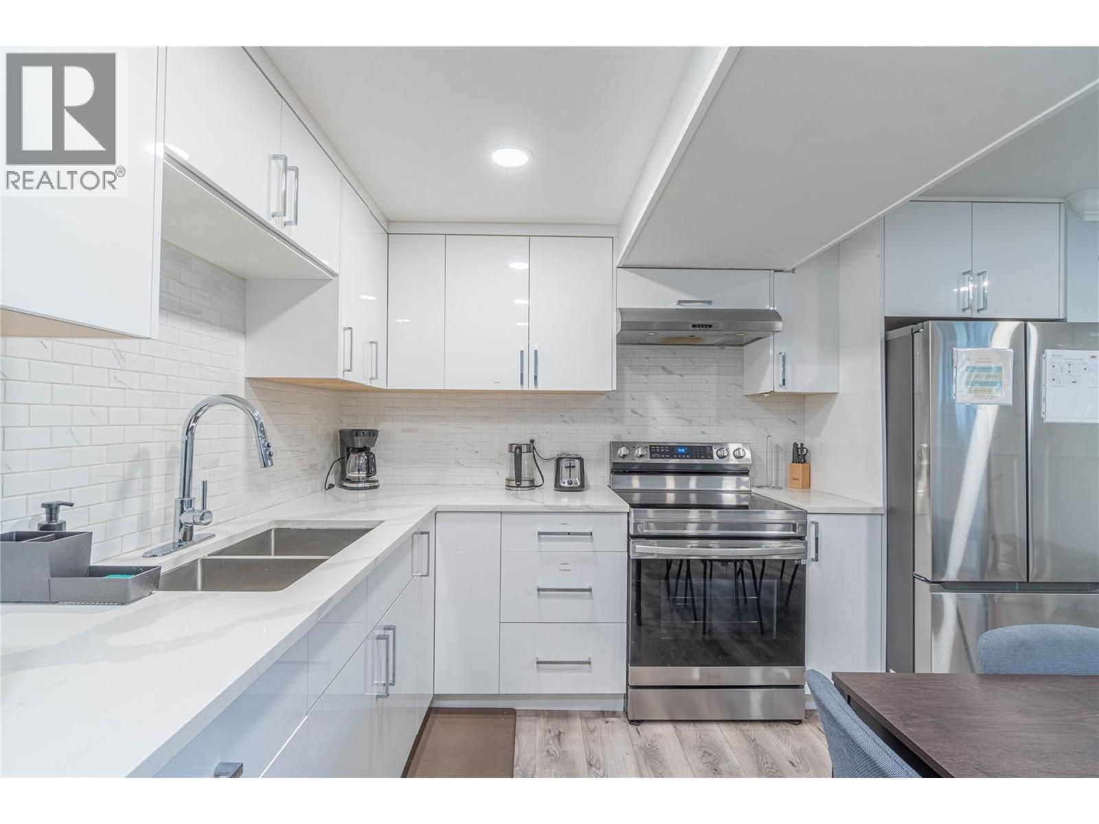 7250 FURRER Road - 31