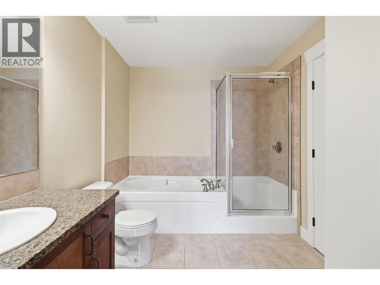 #404 795 MCGILL ROAD - 14