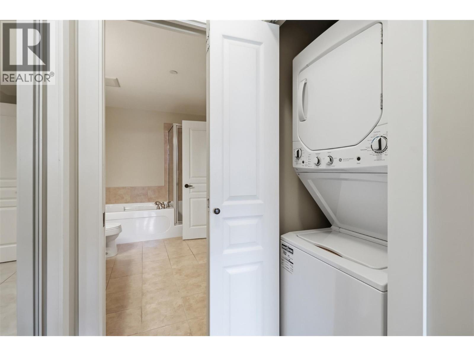 #404 795 MCGILL ROAD - 16