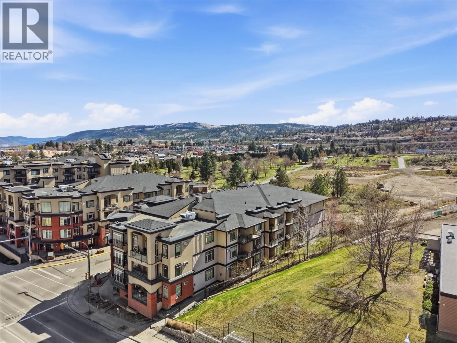 #404 795 MCGILL ROAD - 28