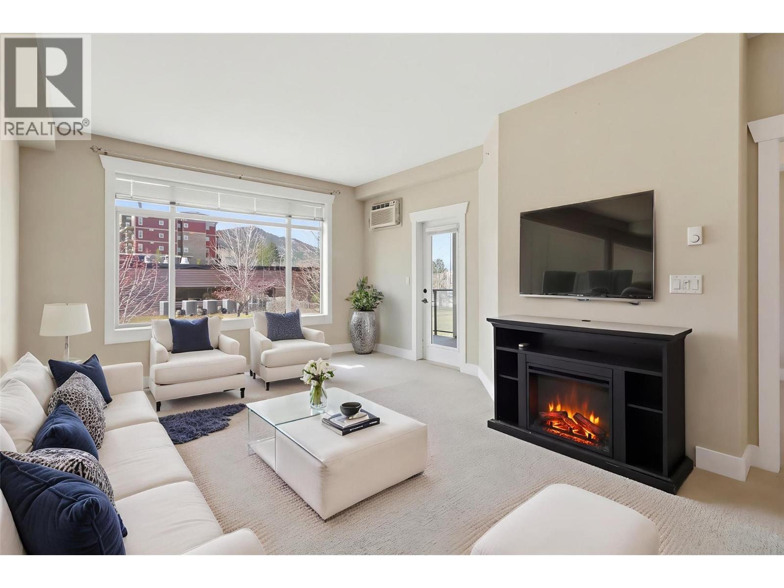 #404 795 MCGILL ROAD - 6