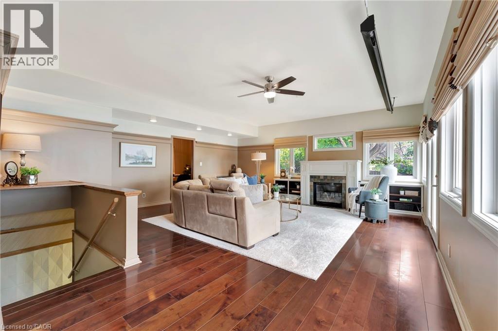 5 ORCHARD Crescent - 15