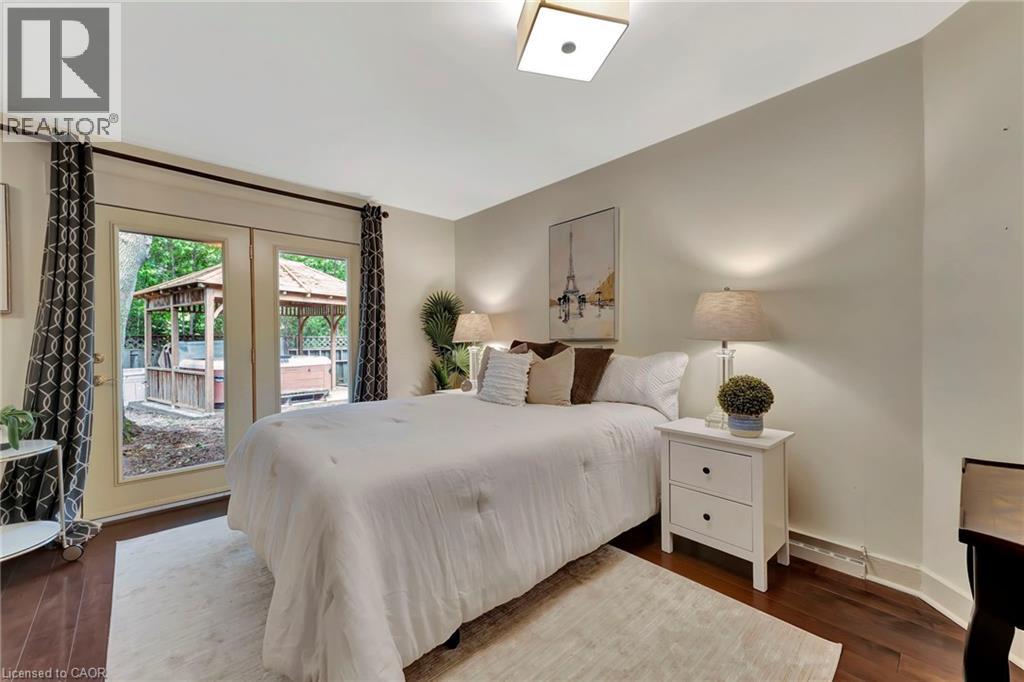 5 ORCHARD Crescent - 18
