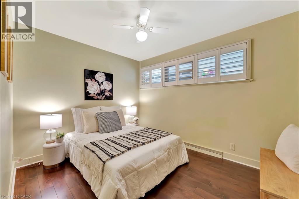 5 ORCHARD Crescent - 23
