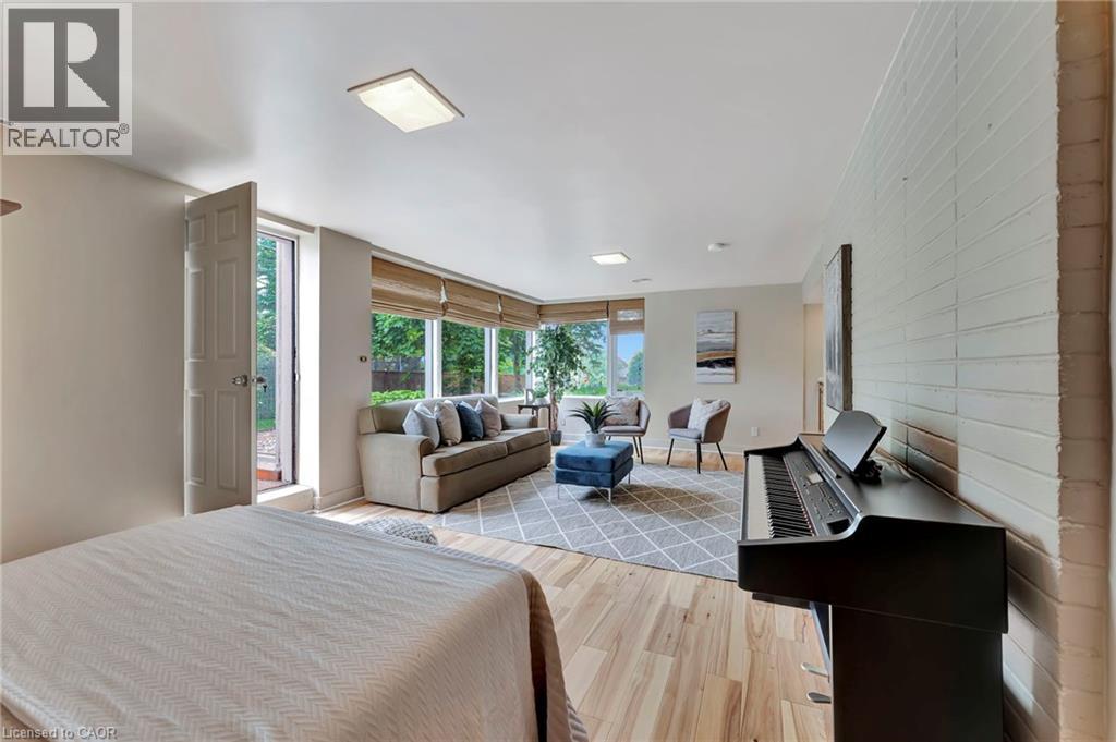 5 ORCHARD Crescent - 28