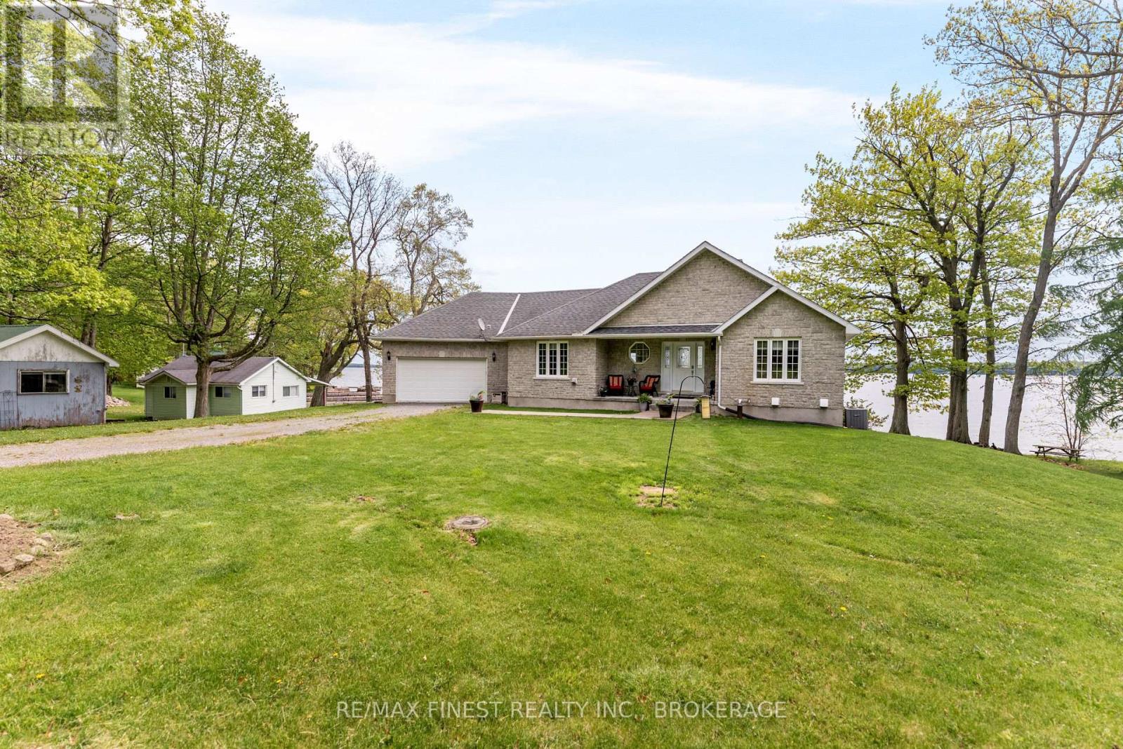 121 HICKORY LANE - 2