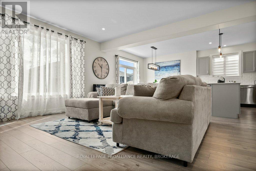 103 PEARCE STREET - 10