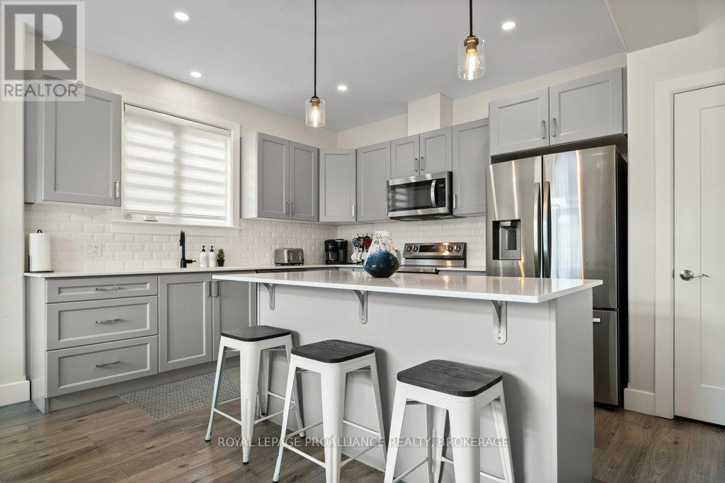 103 PEARCE STREET - 14