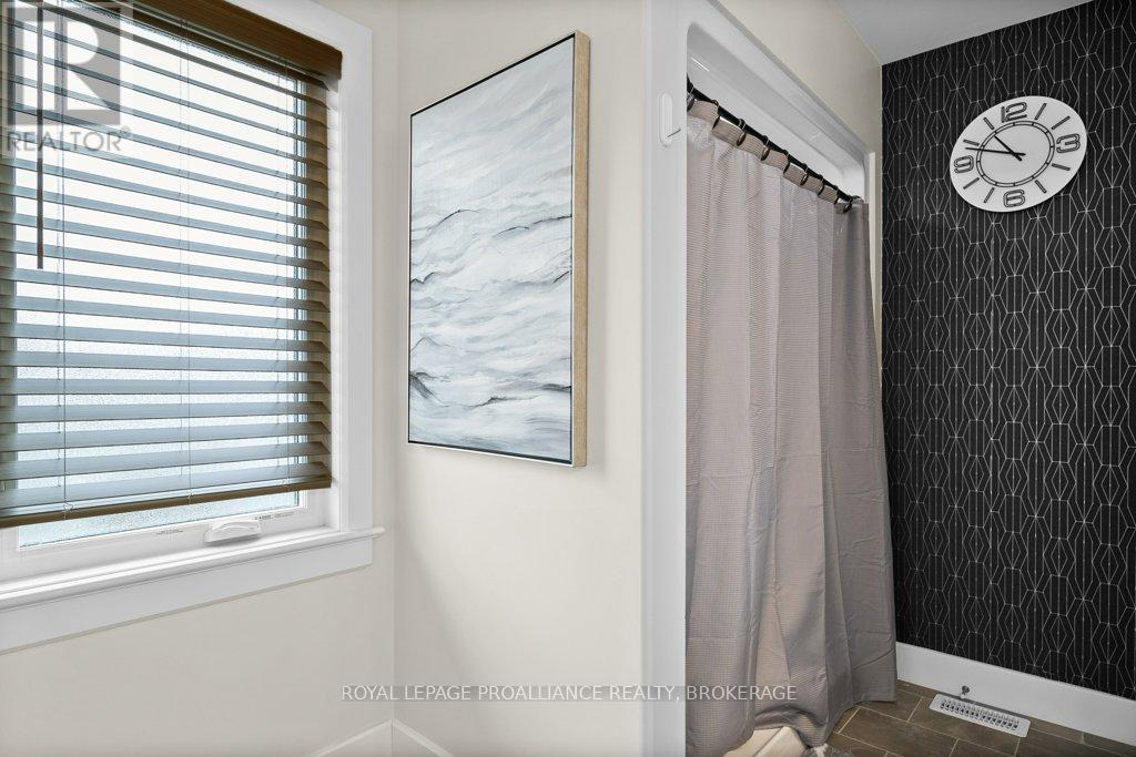 103 PEARCE STREET - 25