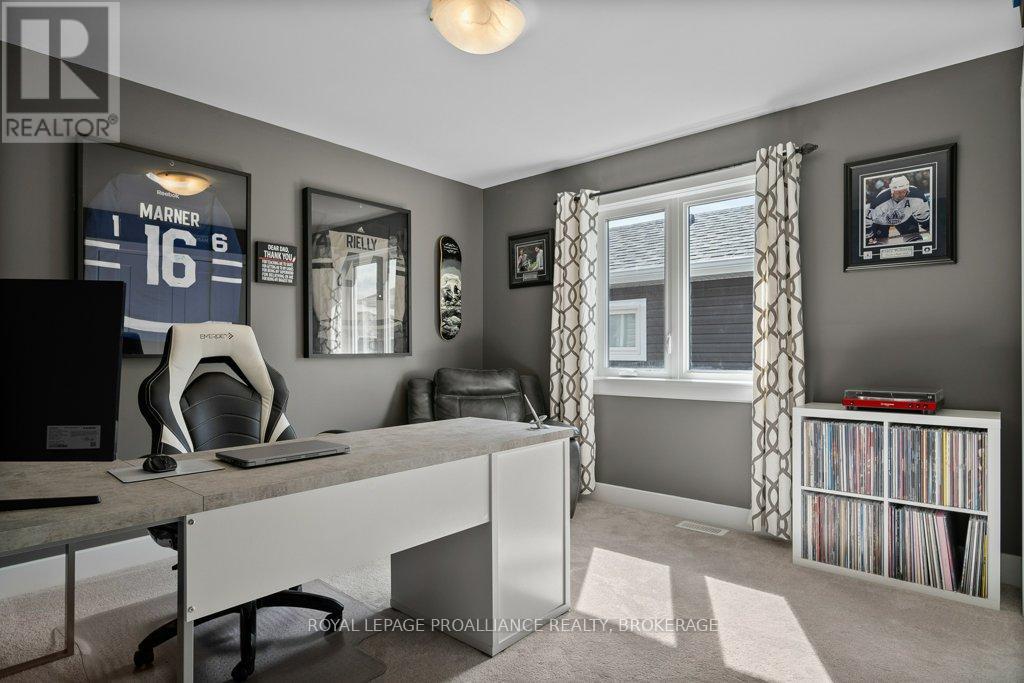 103 PEARCE STREET - 27