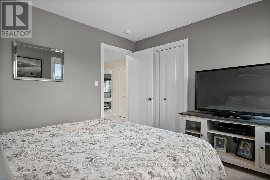 103 PEARCE STREET - 34