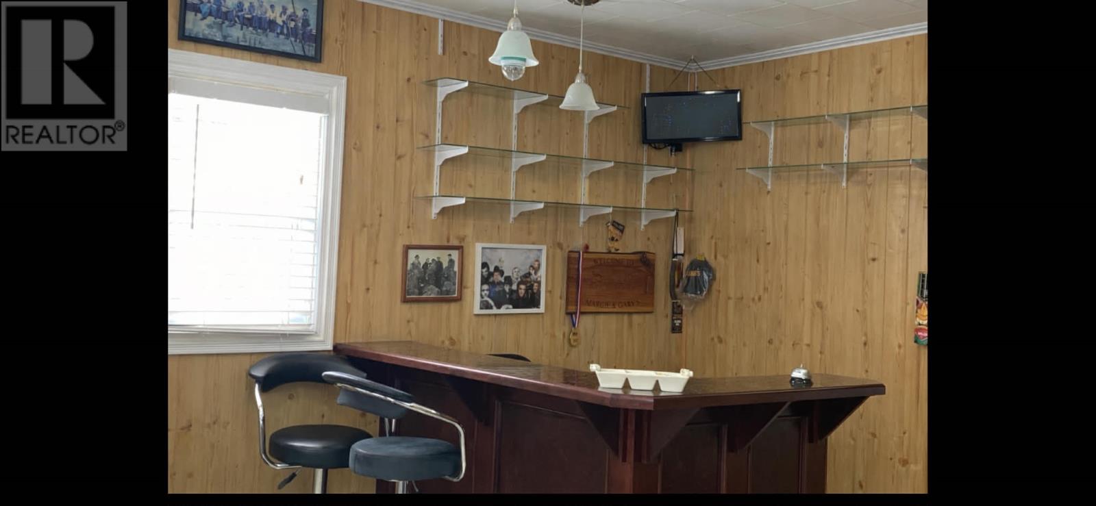 5 SNOW'S POND ROAD - 30