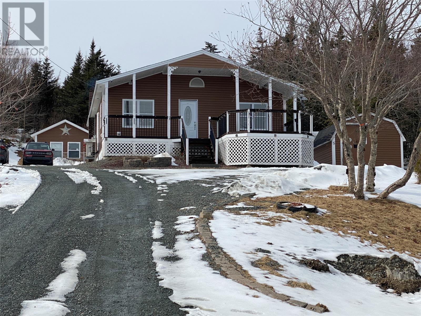 5 Snow's Pond Road - 36