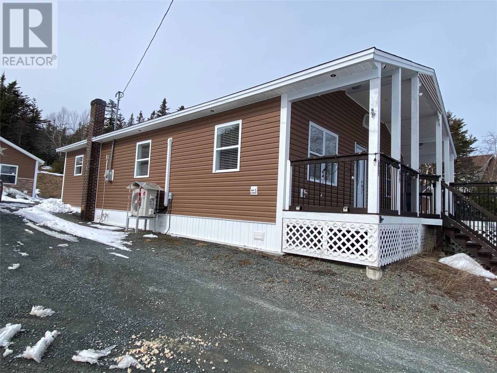 5 Snow's Pond Road - 38