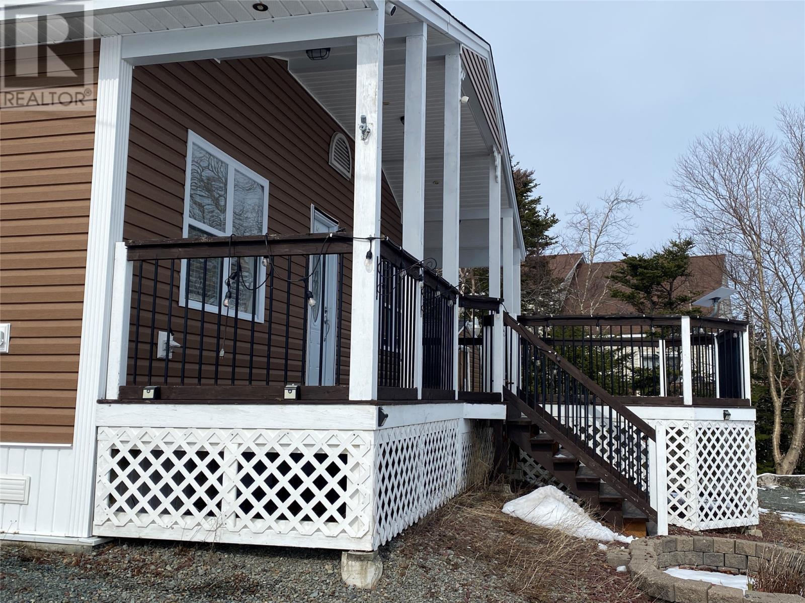 5 Snow's Pond Road - 39