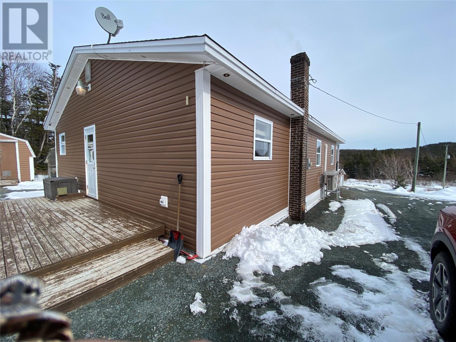 5 Snow's Pond Road - 42