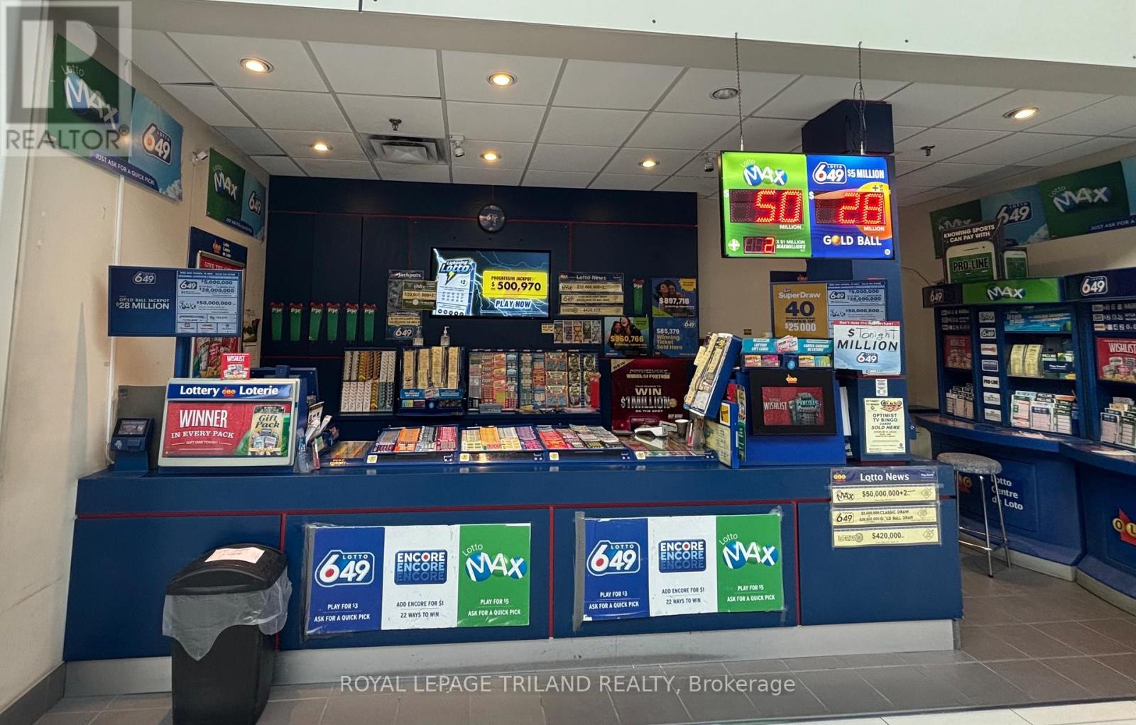 1105 WELLINGTON ROAD