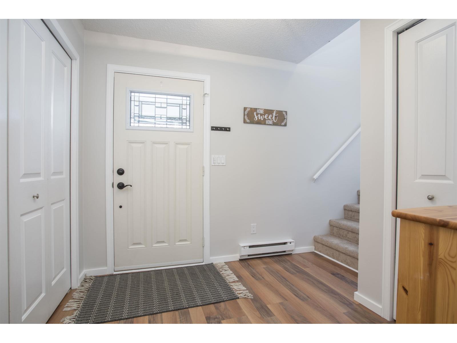 6016 BROOKS CRESCENT, Surrey