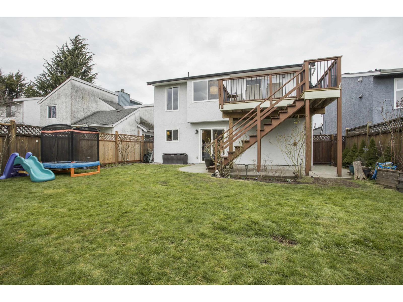 6016 BROOKS CRESCENT, Surrey