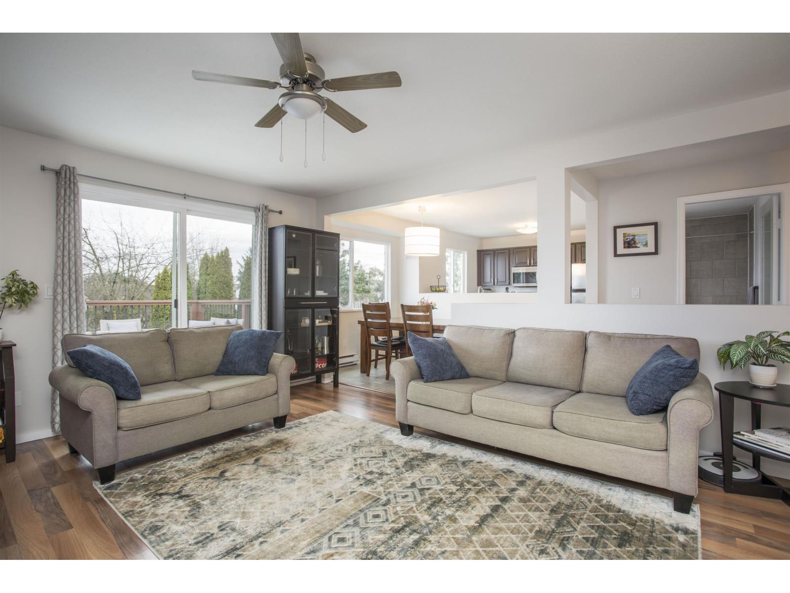 6016 BROOKS CRESCENT, Surrey