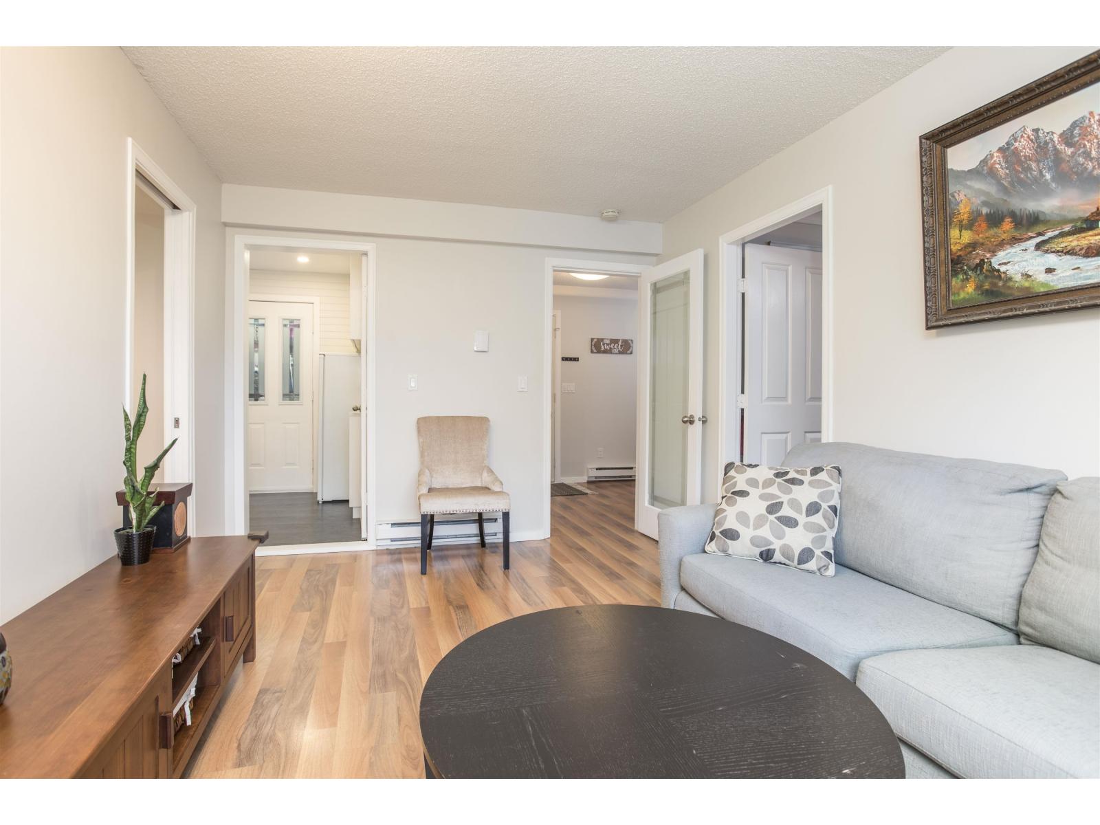 6016 BROOKS CRESCENT, Surrey