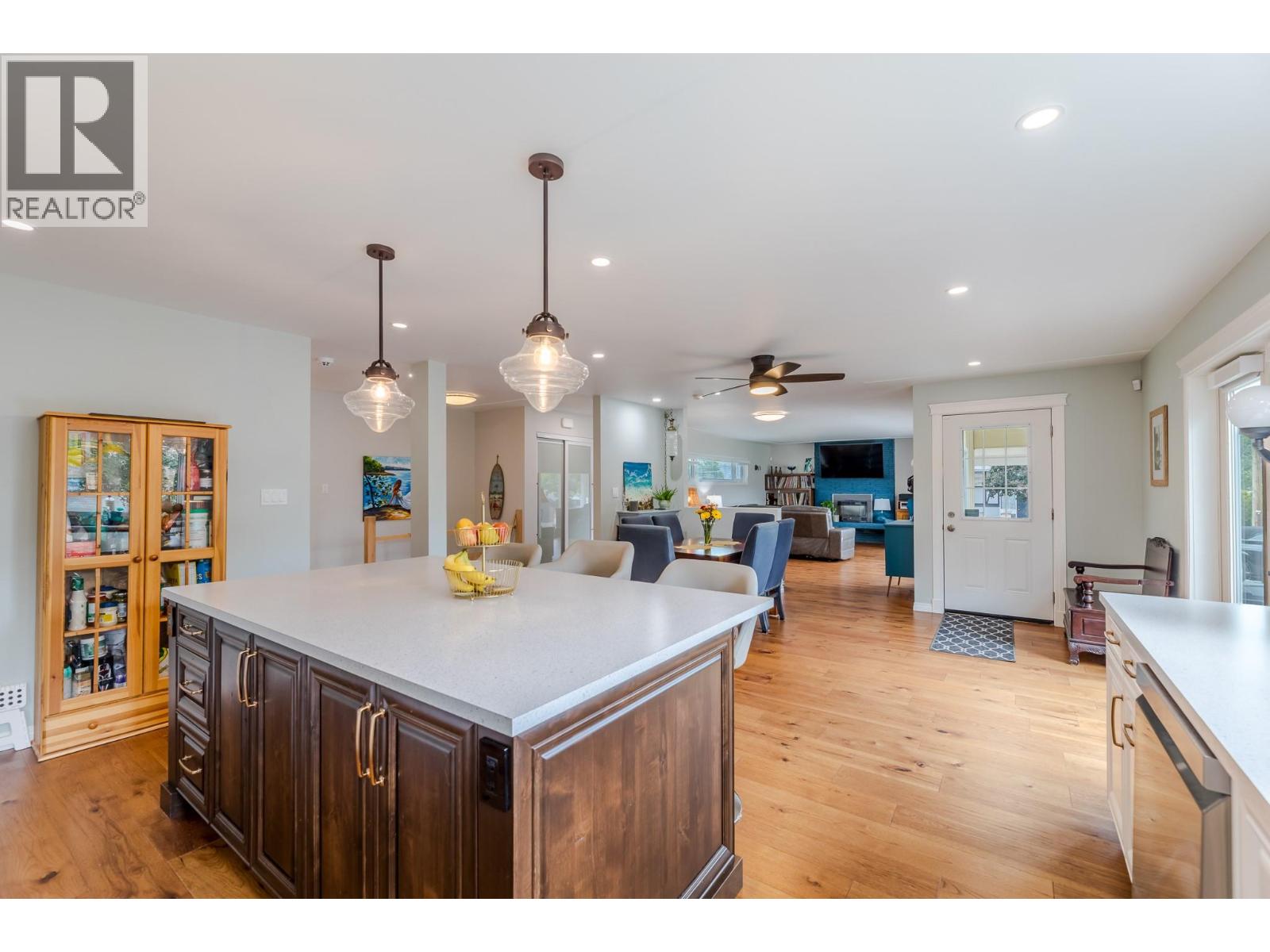 10903 BARCLAY Street, Summerland