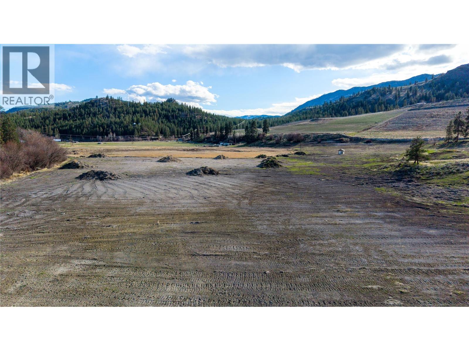  101 HWY 3A Highway, Kaleden