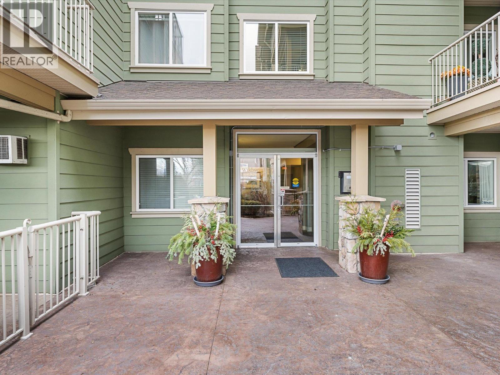 404 688 Lequime Road, Kelowna